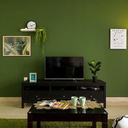 Pj8 Service Suites By Airhost Petaling Jaya Esterno foto