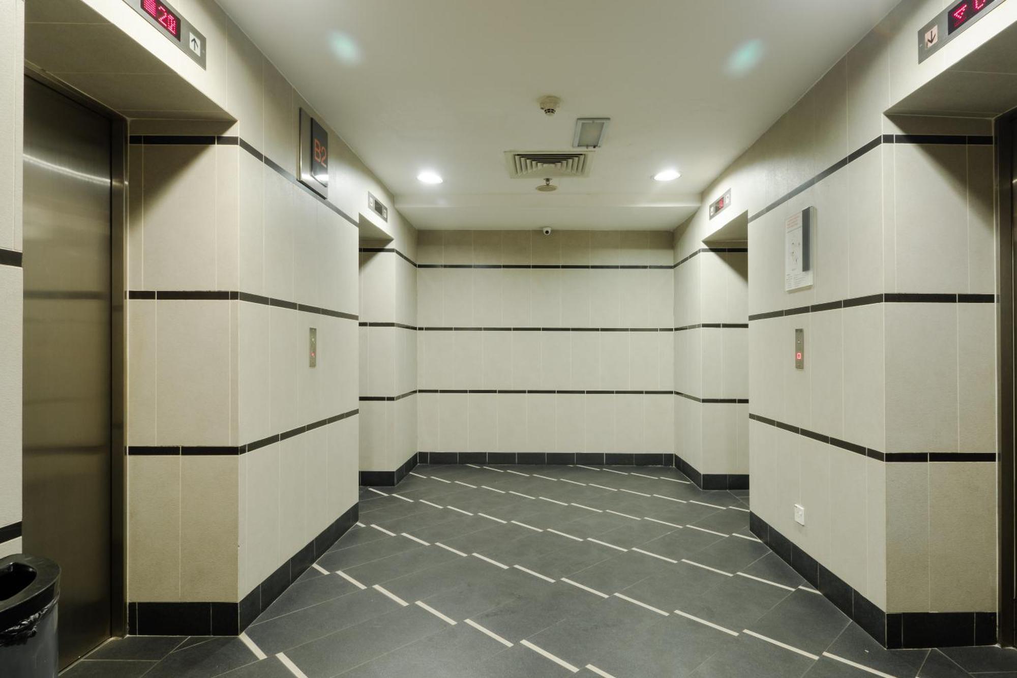 Pj8 Service Suites By Airhost Petaling Jaya Esterno foto