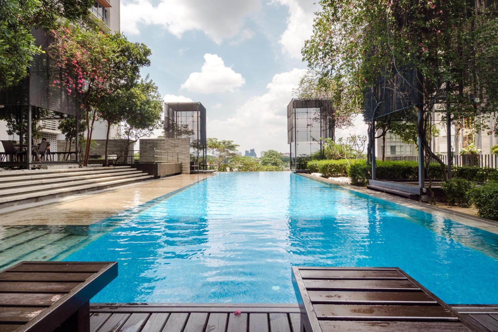 Pj8 Service Suites By Airhost Petaling Jaya Esterno foto